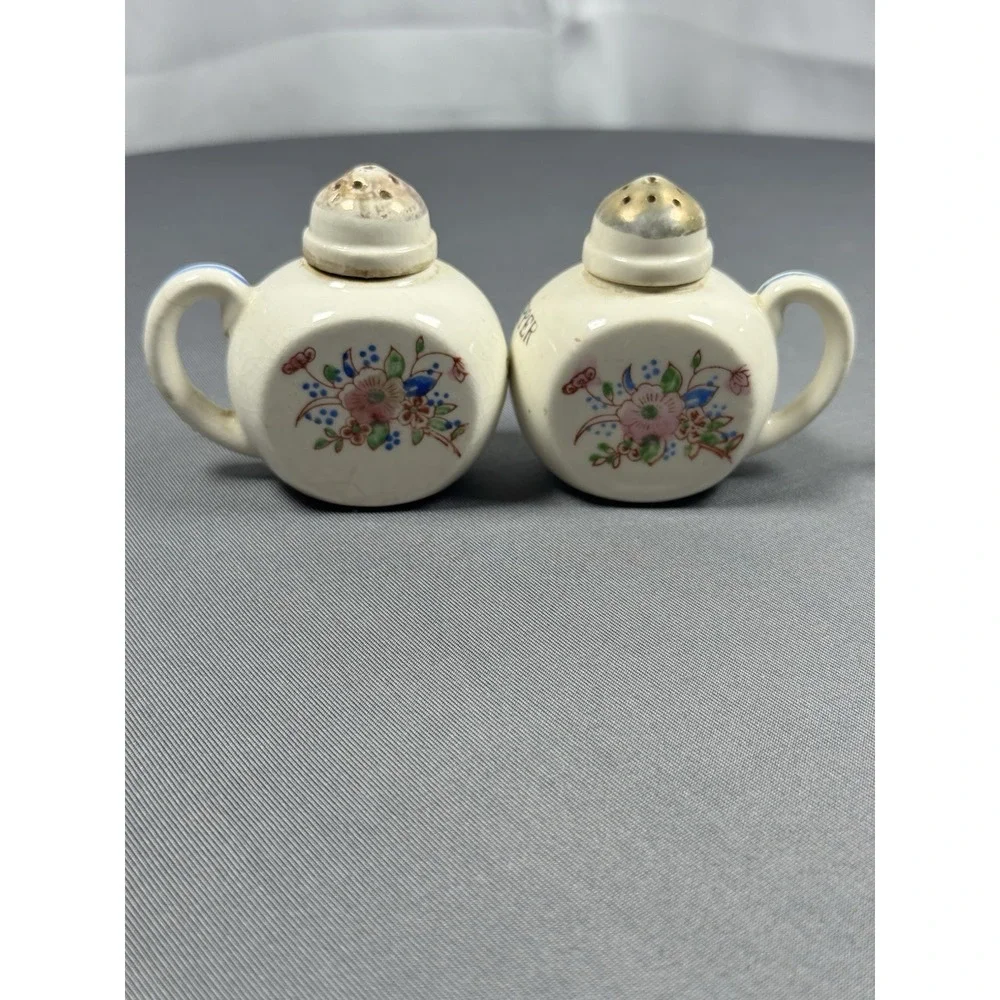 vintage porcelain Salt‎ & Pepper shakers Pitcher - Japan